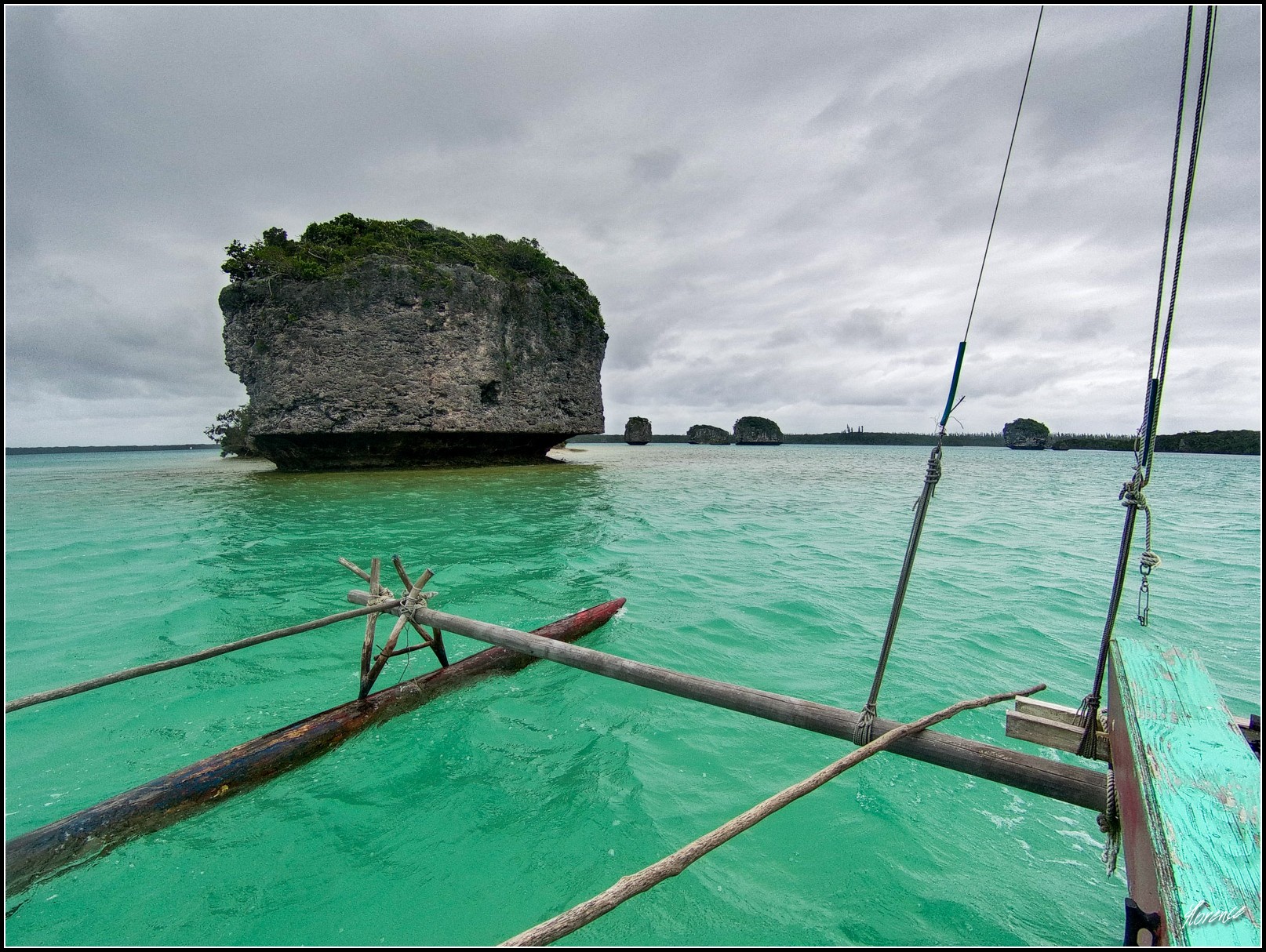 Excursion en pirogue sur la baie d’Upi
